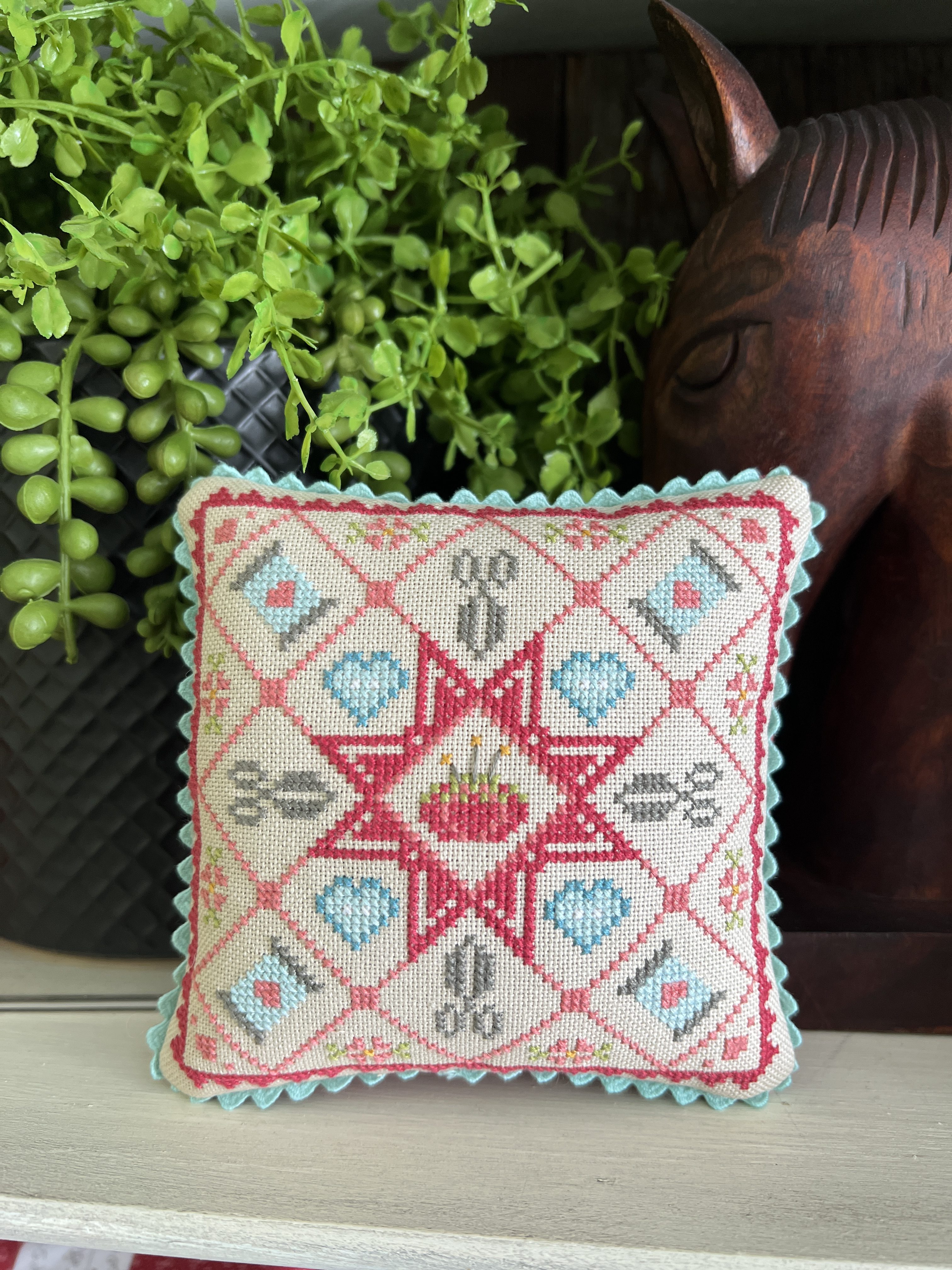 Stitching Quilt by Primrose Cottage Stitches | Pillow Cross Stitch Finish